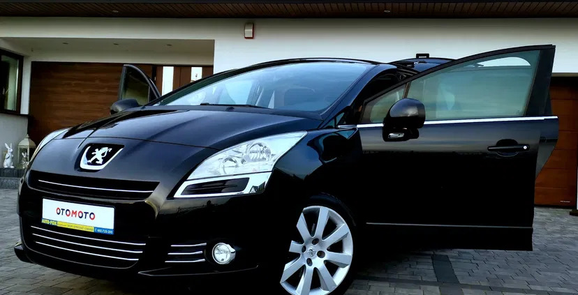 peugeot mogielnica Peugeot 5008 cena 26500 przebieg: 205000, rok produkcji 2011 z Mogielnica